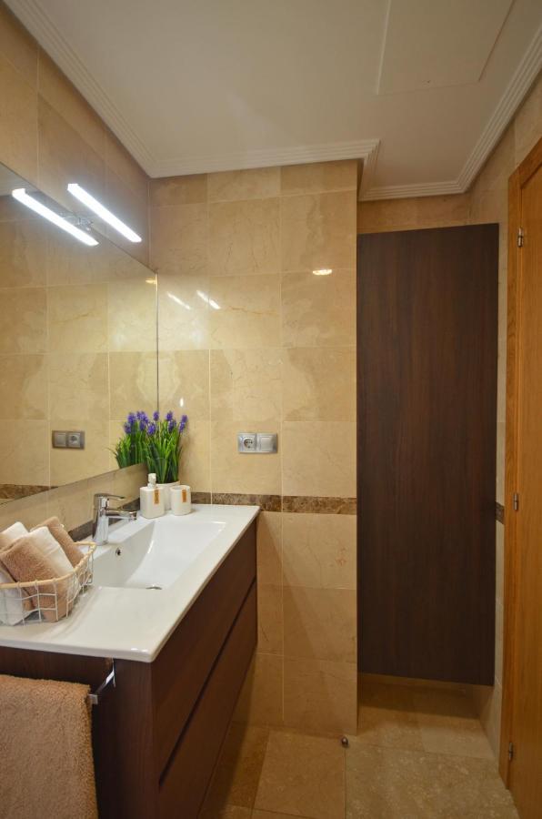 Apartamento Zona Exclusiva Con Garaje Gratis Y Netflix Vigo Kültér fotó